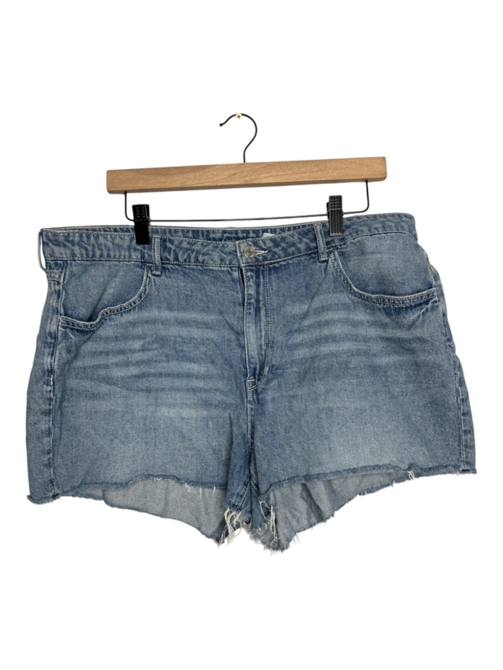 H&M Plus size 14 light wash shorts with distressed fading and frayed edges